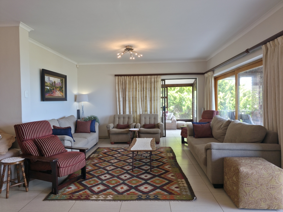 6 Bedroom Property for Sale in Jeffreys Bay Central Eastern Cape